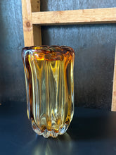 Load image into Gallery viewer, Vase Amber Thandie Tall