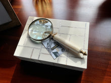 Load image into Gallery viewer, Magnifying Glass