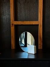 Load image into Gallery viewer, Mirror Marble Stand