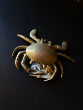 Load image into Gallery viewer, Sculpture Crab Brass Trinket