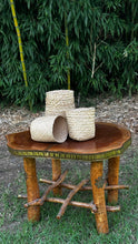 Load image into Gallery viewer, Small round Seagrass Basket