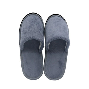Men's Republic Grooming & Slippers Kit