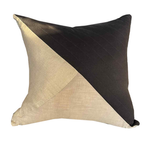 Cushion Segitiga Gold