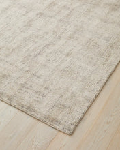 Load image into Gallery viewer, Loom-Knotted Plain Rug