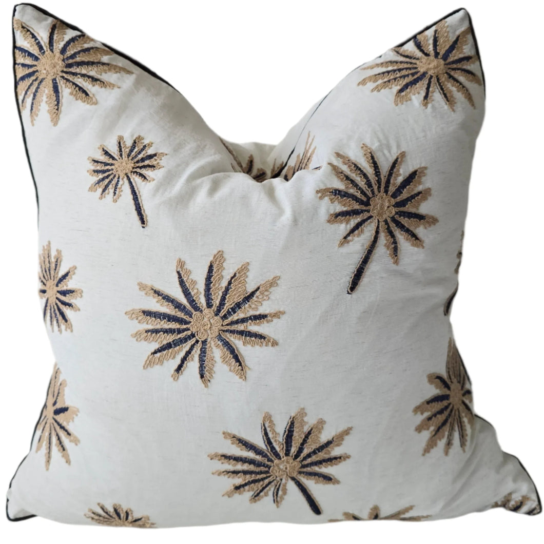Arendal est.2020 Linen Palm Cushion