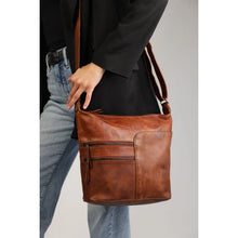 Load image into Gallery viewer, Leather Shoulder Bag Bianca Cognac