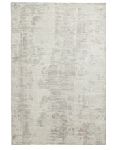 Load image into Gallery viewer, Rich, Textured Appearance Rug